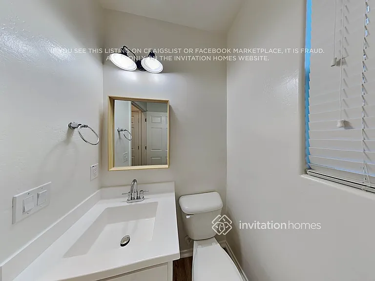 2152 W Emrie Ave — Photo 19