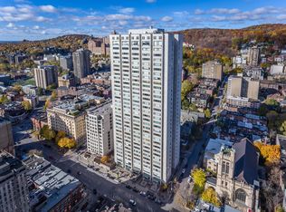 1455 Rue Sherbrooke #O-1701, Montreal, QC H3E 1L2