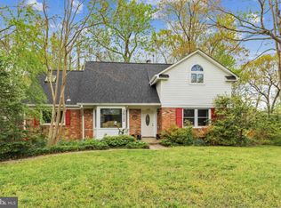 3912 Woodley Dr, Alexandria, VA 22309