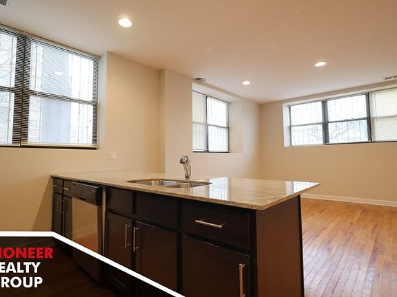 4th image of 4759 N Maplewood Ave #4759104