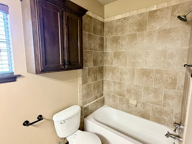 12600 N Rockwell Ave #63 — Photo 28