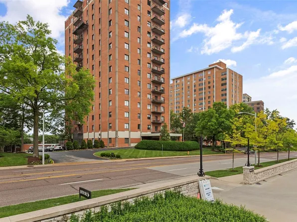 816 S Hanley Rd APT 5B, Saint Louis, MO 63105
