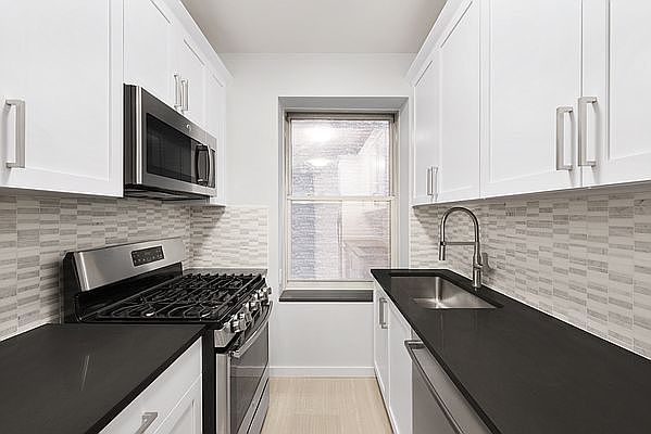 1st image of 139 W 82nd St #1G