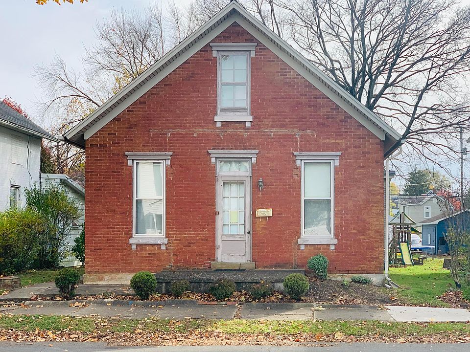 1st image of 156 E 6th Ave