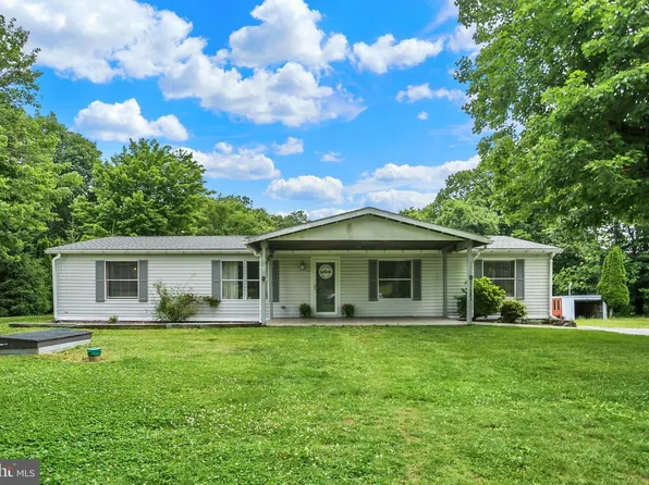 11551 S Mountain Rd, Fayetteville, PA 17222