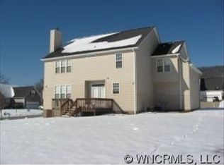 14 Poplar Grove Ct, Fletcher, NC 28732