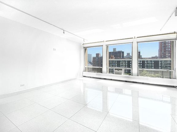 3rd image of 333 E 30th St APT 12H
