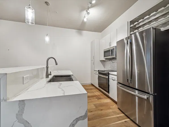1901 Post Oak Blvd APT 1206, Houston, TX 77056