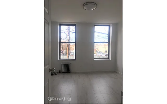 Rented by Douglas Elliman | media 24