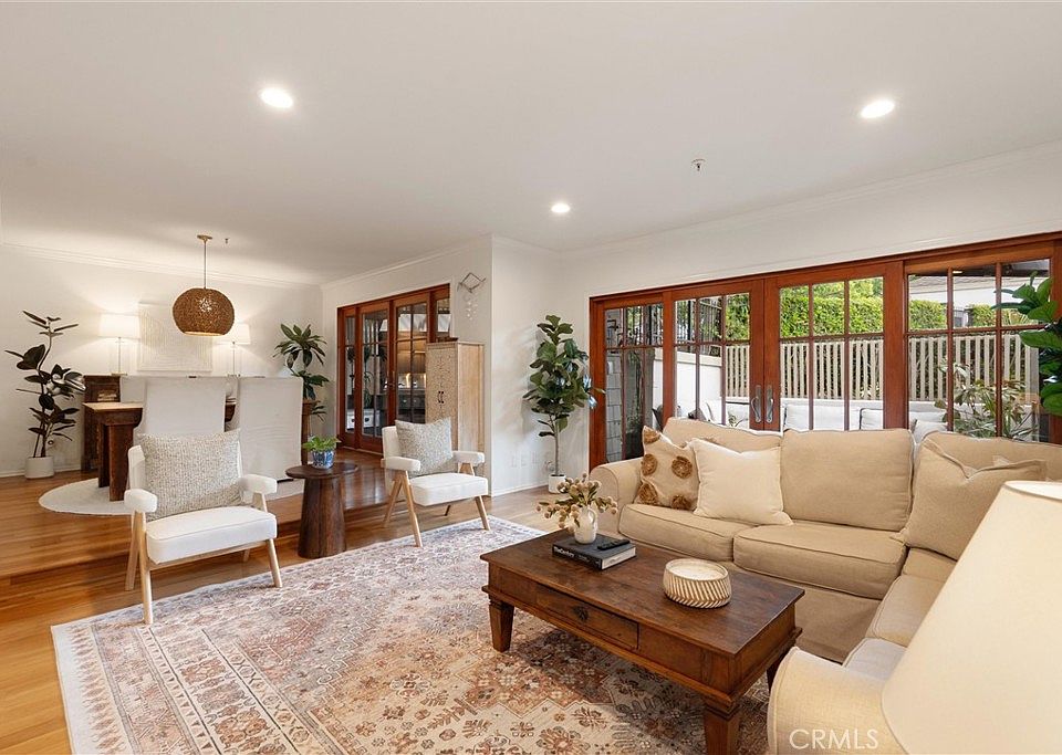 1st image of 70 Sea Island Dr