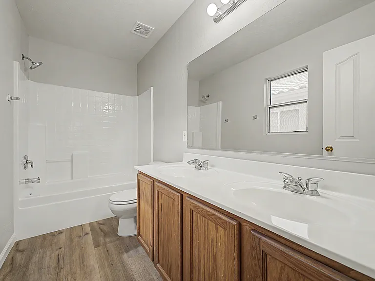 2435 E Olivine Rd — Photo 10
