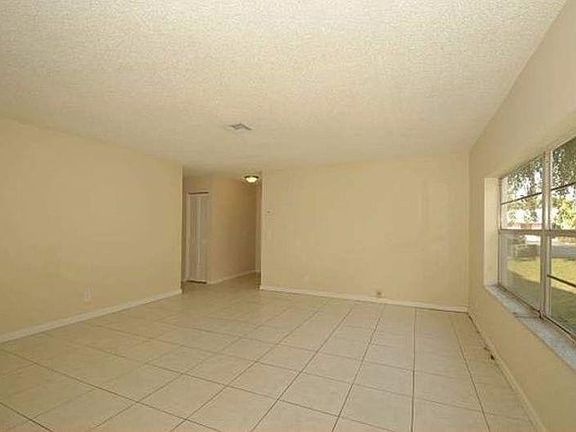 4th image of 7614 SW 8th St