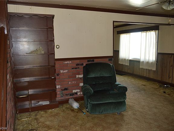 2nd image of 929 Princeton Ave