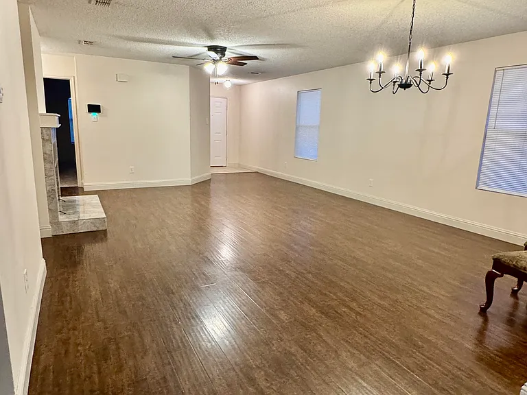 2913 Quail Run Dr — Photo 3