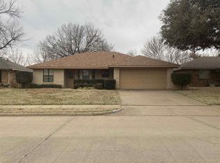 4880 Matterhorn Dr, Wichita Falls, TX 76310