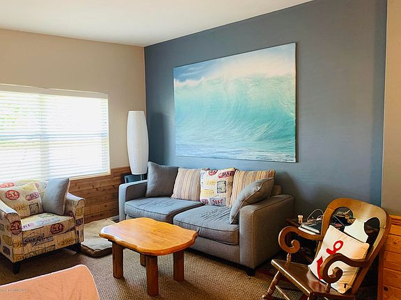 3rd image of 341 N Woodland Ave #341