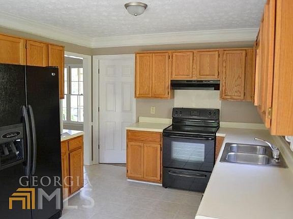 3rd image of 2080 Boone Pl