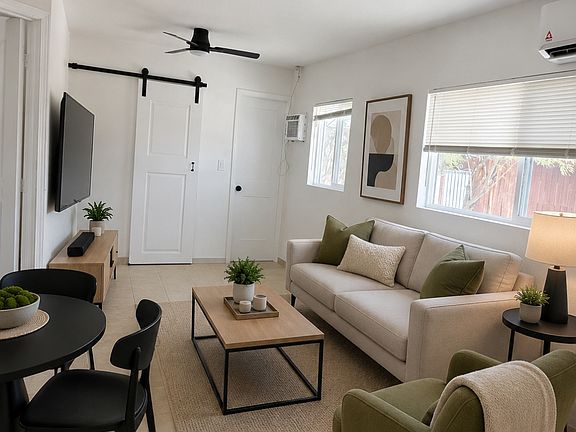3rd image of 83198 Avenue 44 APT 4