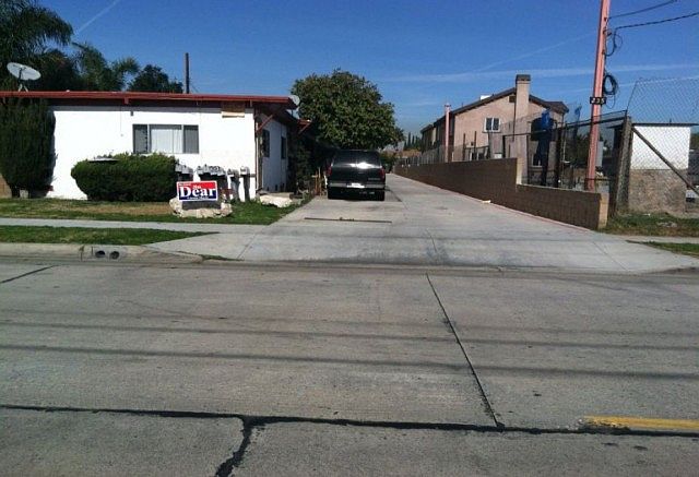 2nd image of 241 W 220th St APT C