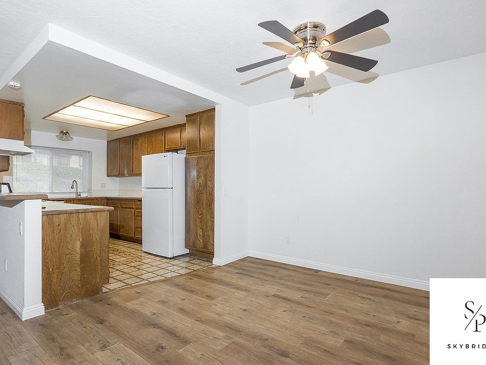 1st image of 21680 Laurelrim Dr Unit A