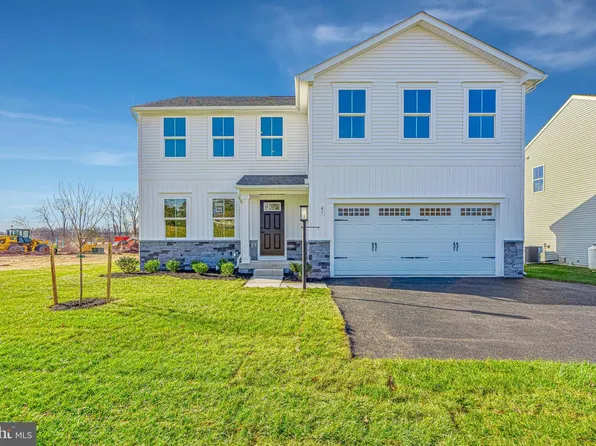41 Eagle Dr, Gettysburg, PA 17325