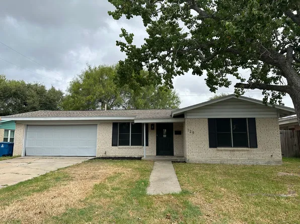 129 N Janin Cir, Portland, TX 78374