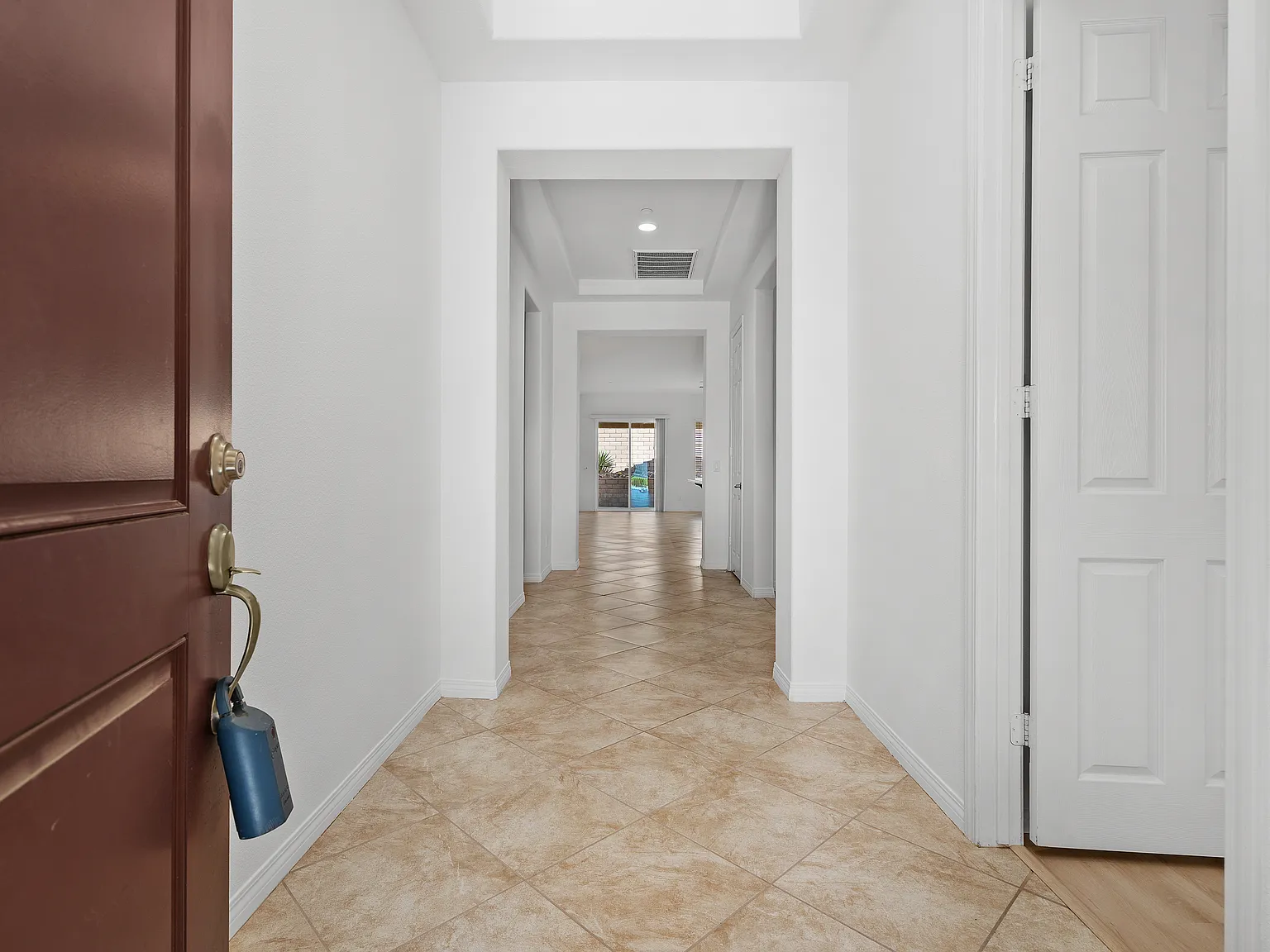43720 Vacanza Court — Photo 4