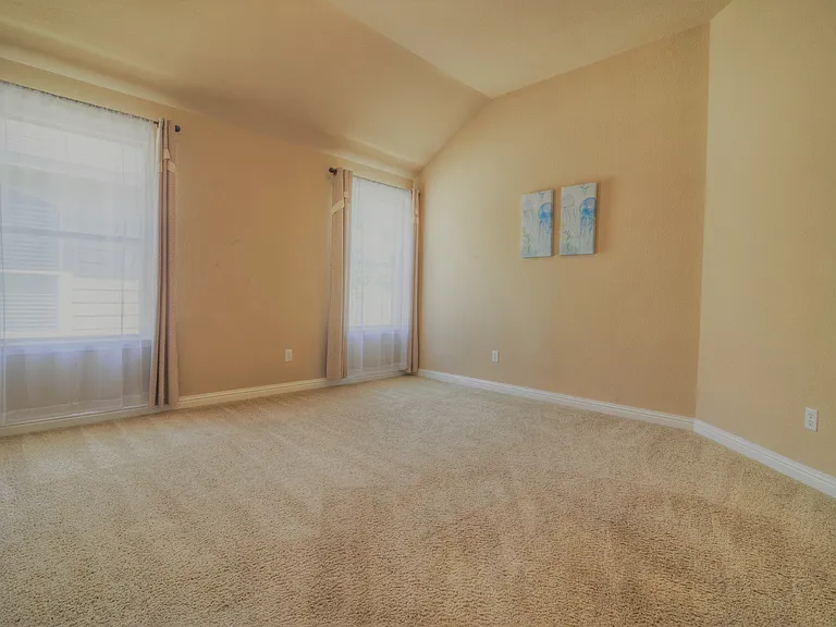 Guest bedroom 3, carpet to be upgraded to new LVP
