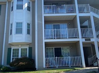 5 Clay St, North Brunswick, NJ 08902