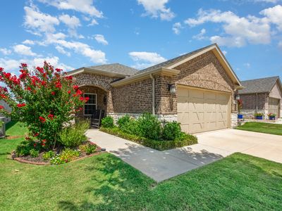 1255 Freedom Ln, Aubrey, TX, 76227