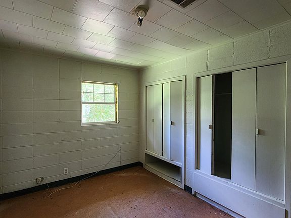 3rd image of 1909 W 13th Ave