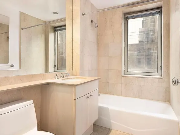 401 East 60th Street image 5 of 15