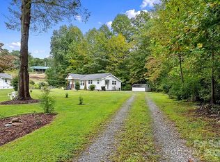 1501 Hayes Rd, Columbus, NC 28722