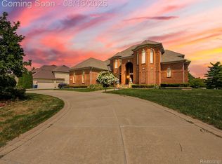 1539 Bartley Ln, Bloomfield Hills, MI 48304