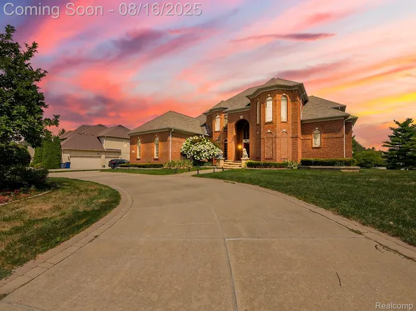 1539 Bartley Ln, Bloomfield Hills, MI 48304