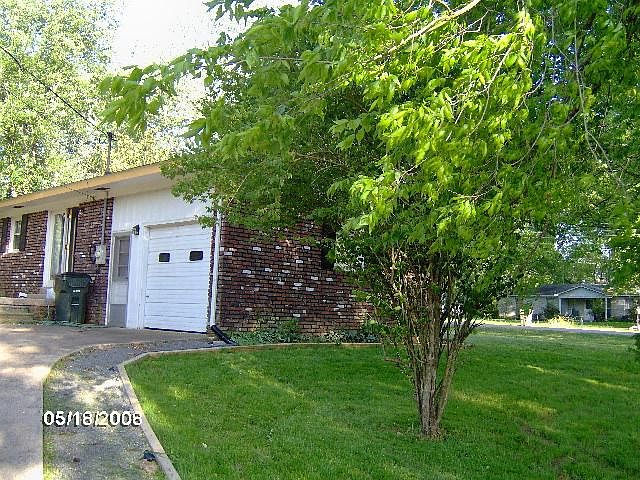 1st image of 170 Hitchcock Ave