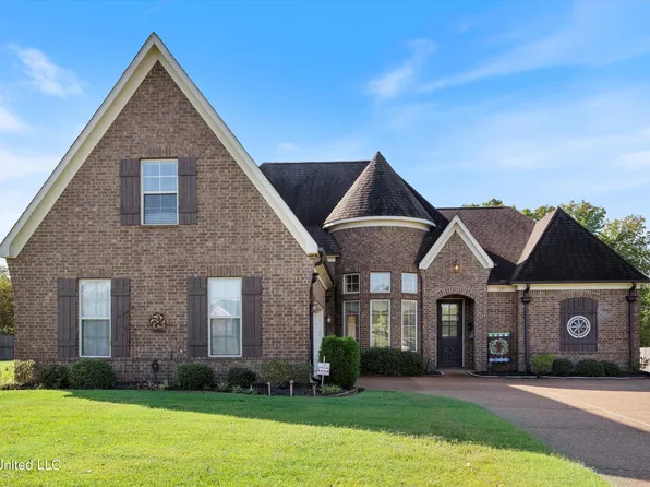 3217 Emery Cir, Nesbit, MS 38651