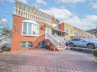 102-01 62nd Rd #2, Forest Hills, NY 11375