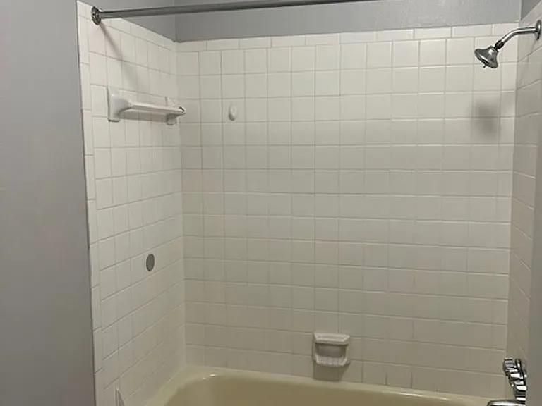 CM Properties of Fort Smith, LLC dba Oakwood Gardens — Photo 41