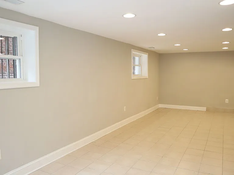 2206 N Charles St — Photo 14