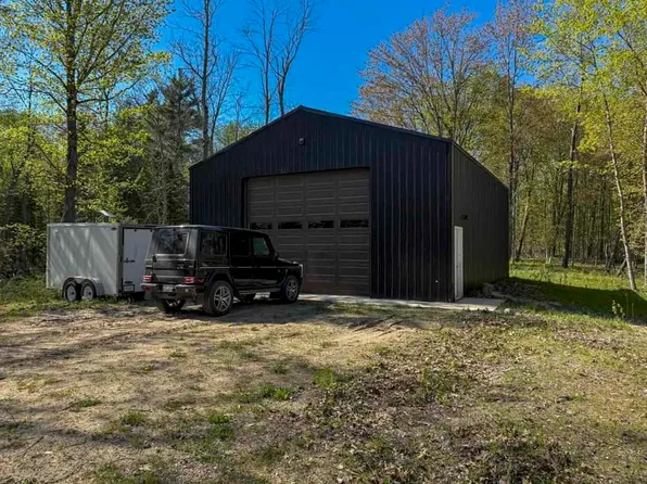 29675 E Side Dr, Beaver Island, MI 49782