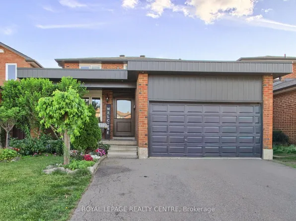 3102 Nawbrook Rd, Mississauga, ON L4X 2V5
