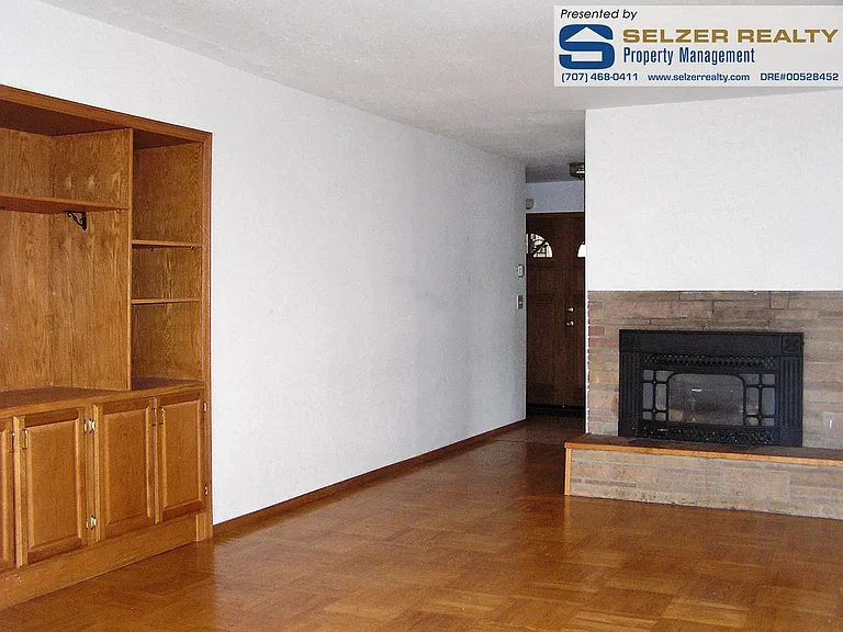 1173 Helen Ave — Photo 3