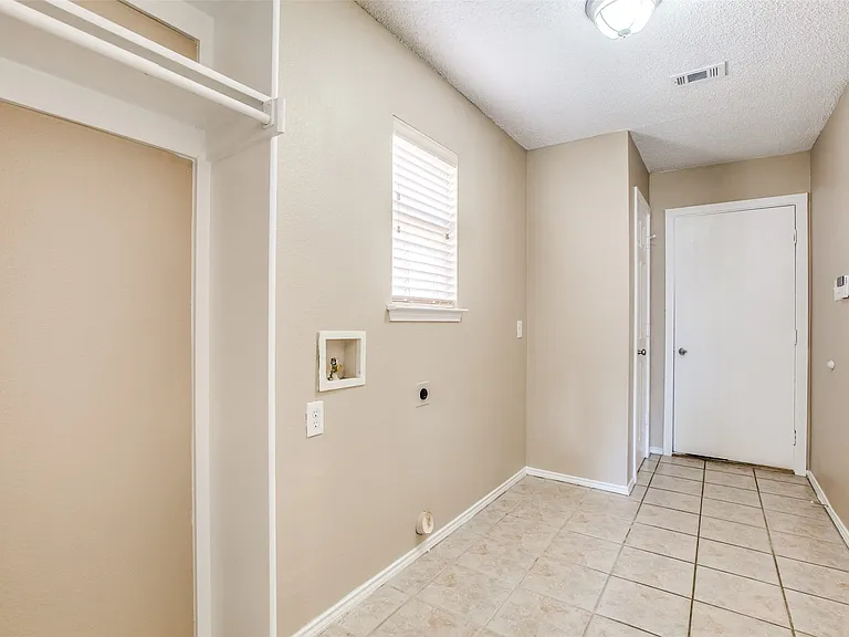 14 Enchanted Ct — Photo 21