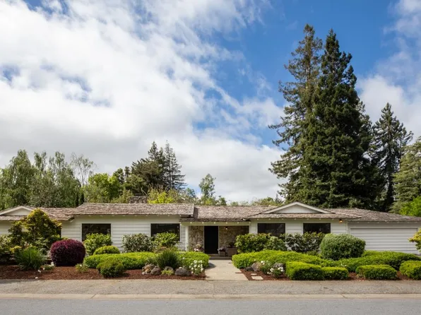 1385 Corinne Ln, Menlo Park, CA 94025