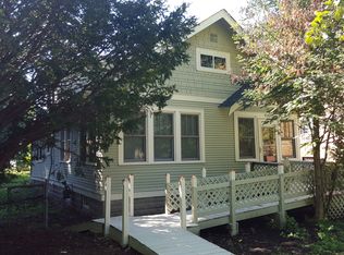 956 Goodrich Ave, Saint Paul, MN 55105