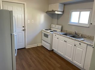 914 Snyder St, Akron, OH 44307