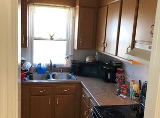 26 Magnolia St, Pawtucket, RI 02860