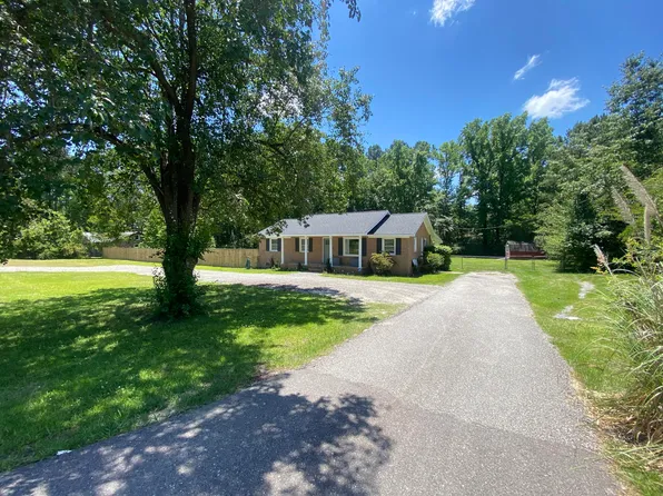 504 W Butternut Rd, Summerville, SC 29483