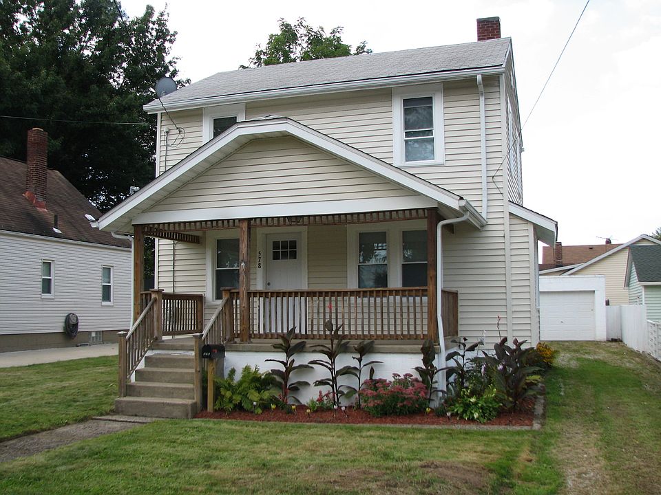 1st image of 578 Essex St